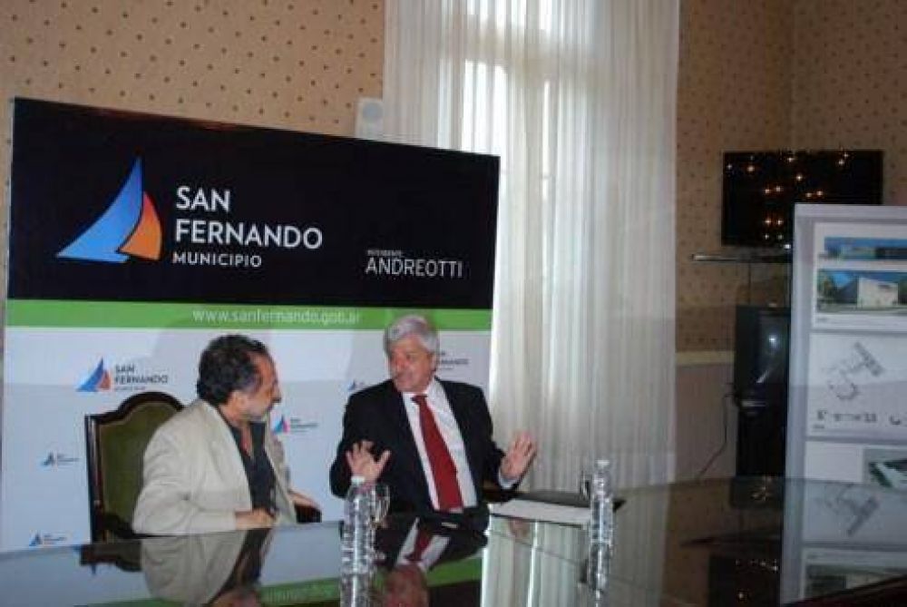 San Fernando firm� un convenio con el IUNA