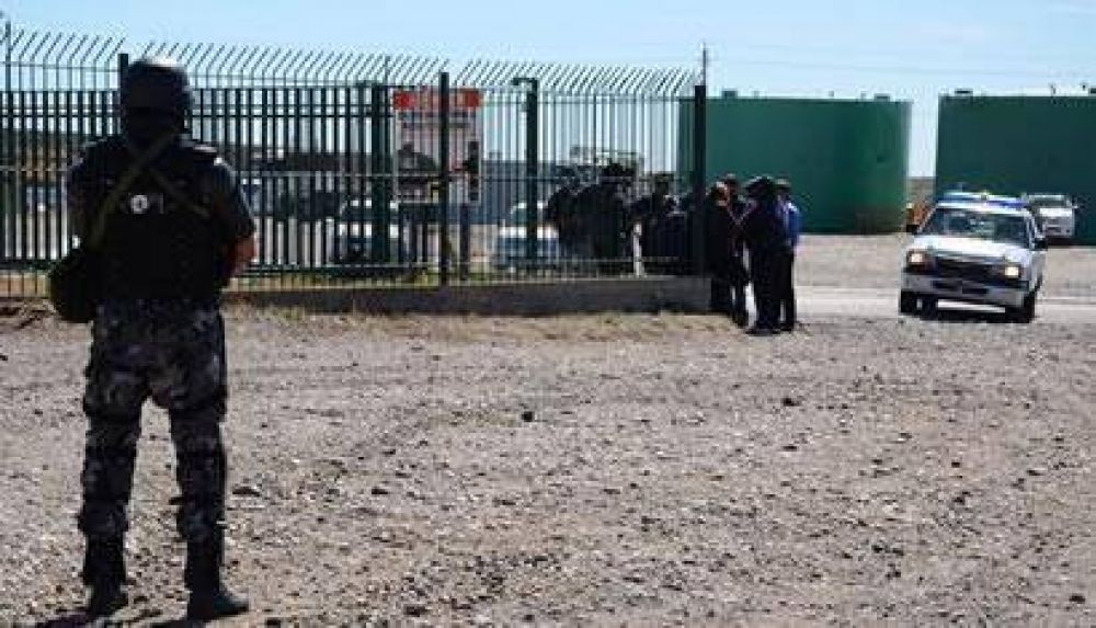La infanter�a libero el bloqueo a Sinopec en Ca�adon Seco