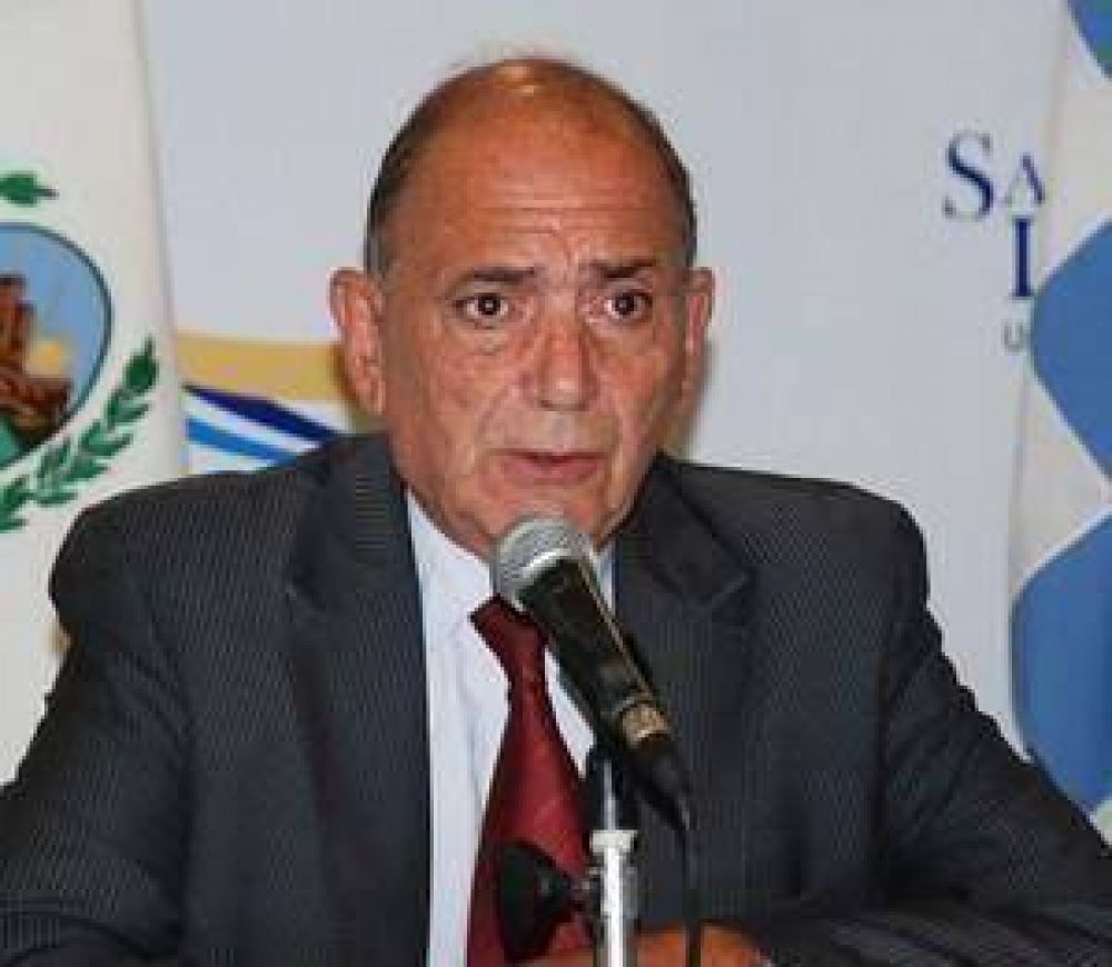  �El referente de los sueldos docentes, o el piso, son las paritarias nacionales�