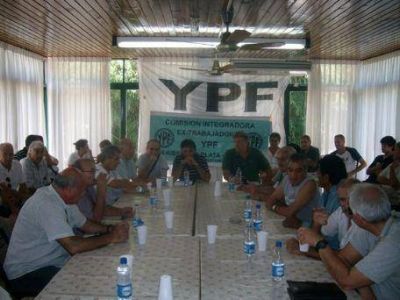 Ram�n Mercado: �Esto es muy claro, est�n con el gobierno o con la multinacional�