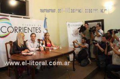 Entregaron licencias para la puesta en marcha de las FM municipales
