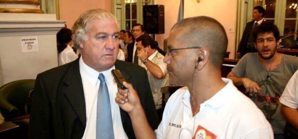 �R�os habla as� porque fracas� y est� pasando un muy mal momento pol�tico� 