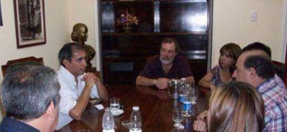 �A Ram�rez de Velazco lo mandaron a buscar el oro del Famatina y fund� La Rioja�