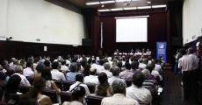 Amplia convocatoria en el debate sobre la reforma del C�digo Tributario