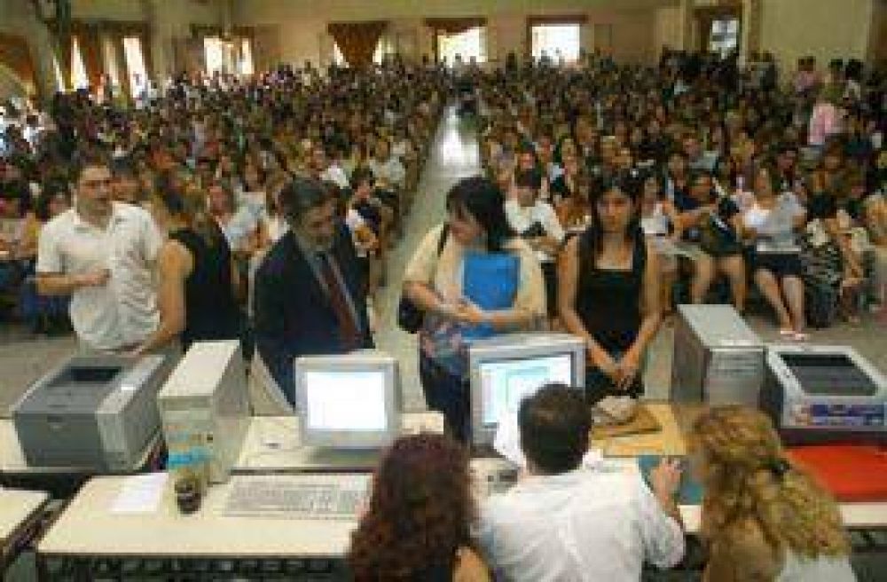 Nombrar�n 294 nuevos maestros titulares para reforzar la primaria