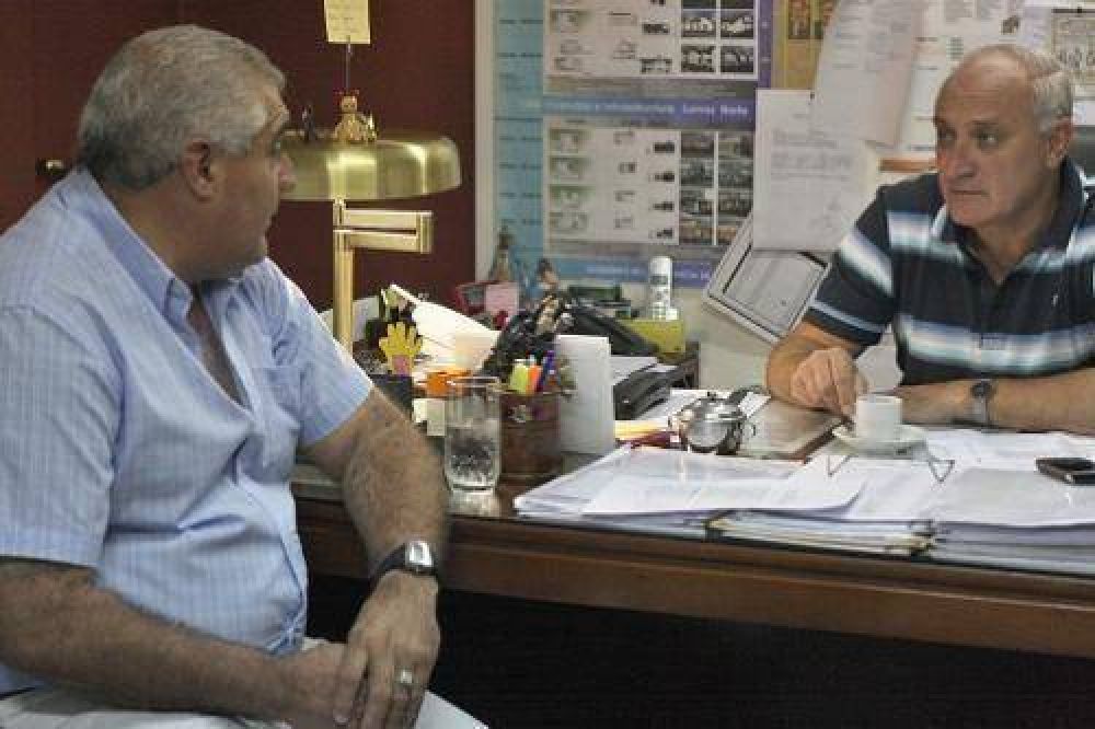 El Secretario de la Vivienda se reuni� con el IPV Tucum�n
