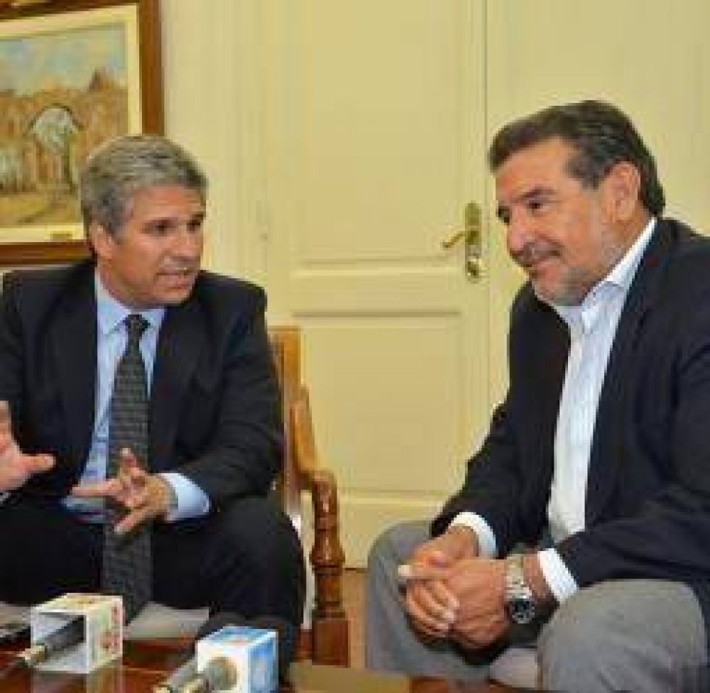 La Rioja y San Luis avanzan en defensa de la Promoci�n Industrial