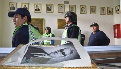 Se denunciar� penalmente a la UOCRA por los incidentes