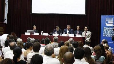 Exigen al PE que fundamente contrataciones en el Estado