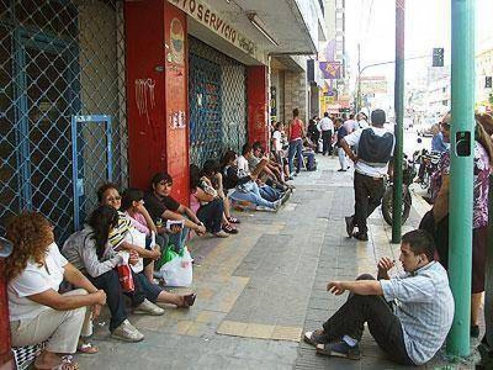 Locura en la Regi�n para conseguir la tarjeta SUBE