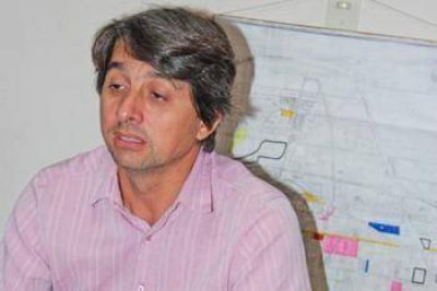 Hay proyectos de m�s �Lotes con servicio� dijo Gualtieri.