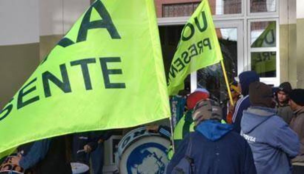 La UOCRA pide disculpas y dicen que se van a hacer cargo de los da�os ocasionados