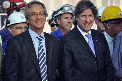 Habl� la Presidenta en un acto en Cementos Avellaneda y no esquiv� el tema de la miner�a metal�fera