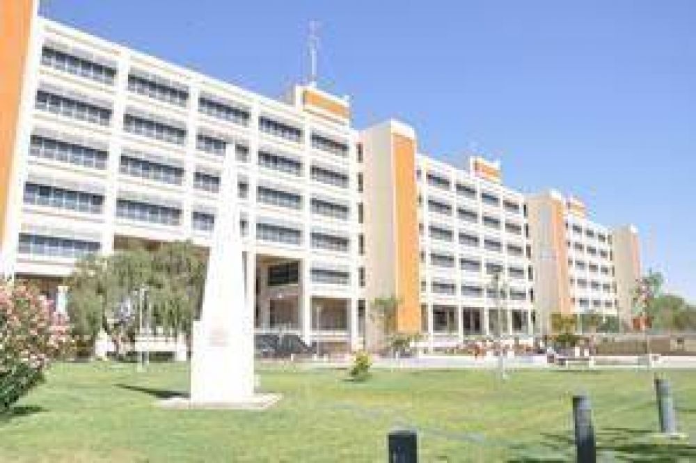 A 1.500 contratados les falta alg�n requisito