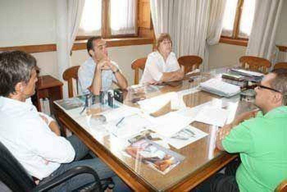 Los comerciantes ir�n ahora por el alumbrado p�blico.