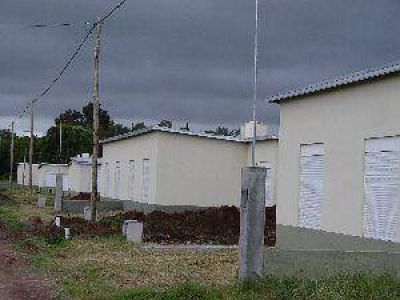 Reuni�n por las 330 viviendas que llegar�n a Lincoln.