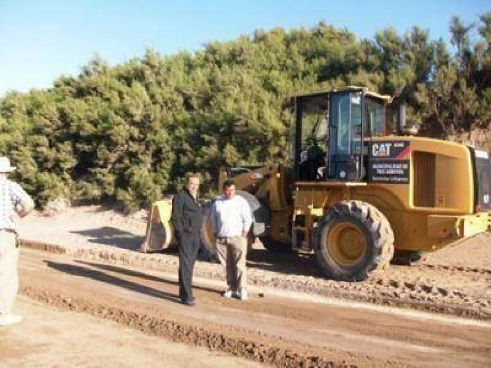 S�nchez supervis� trabajos viales en Claromec�