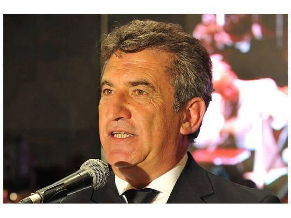 Urribarri esperar� la paritaria nacional por la suba a docentes