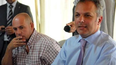 Madryn: Buzzi garantiz� aumentar la operatividad en su aeropuerto