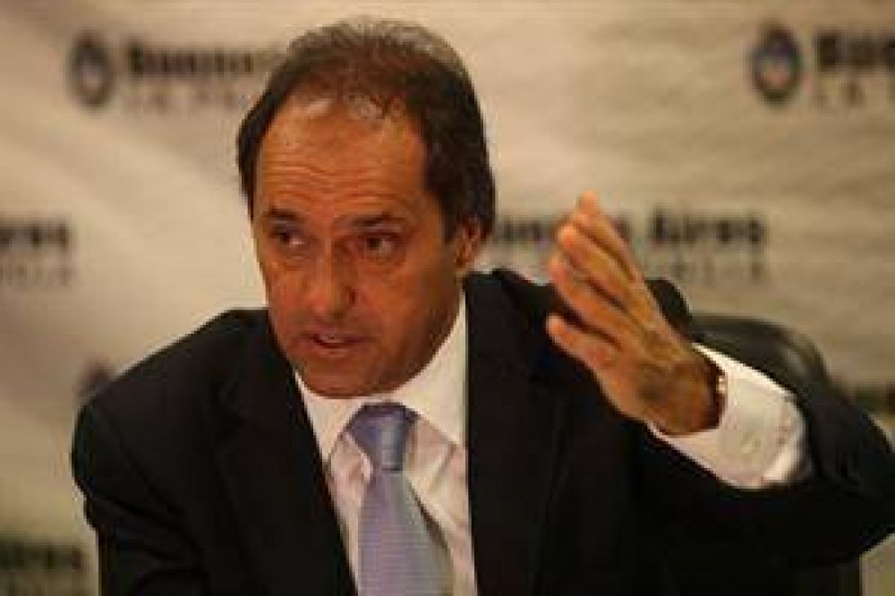 Crece la presi�n del Gobierno para tratar de limitar a Scioli