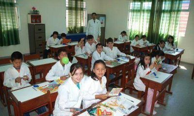 El Gobierno promueve profundizar contenidos locales en lo educativo
