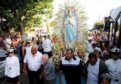 Misa y procesi�n en homenaje a Nuestra Se�ora de Lourdes