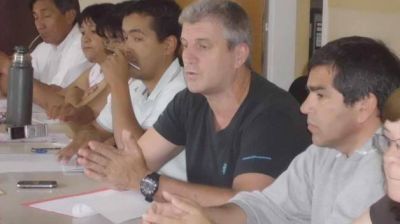 El Diputado Nacional Carlos Eliceche reunido con concejales de la cordillera