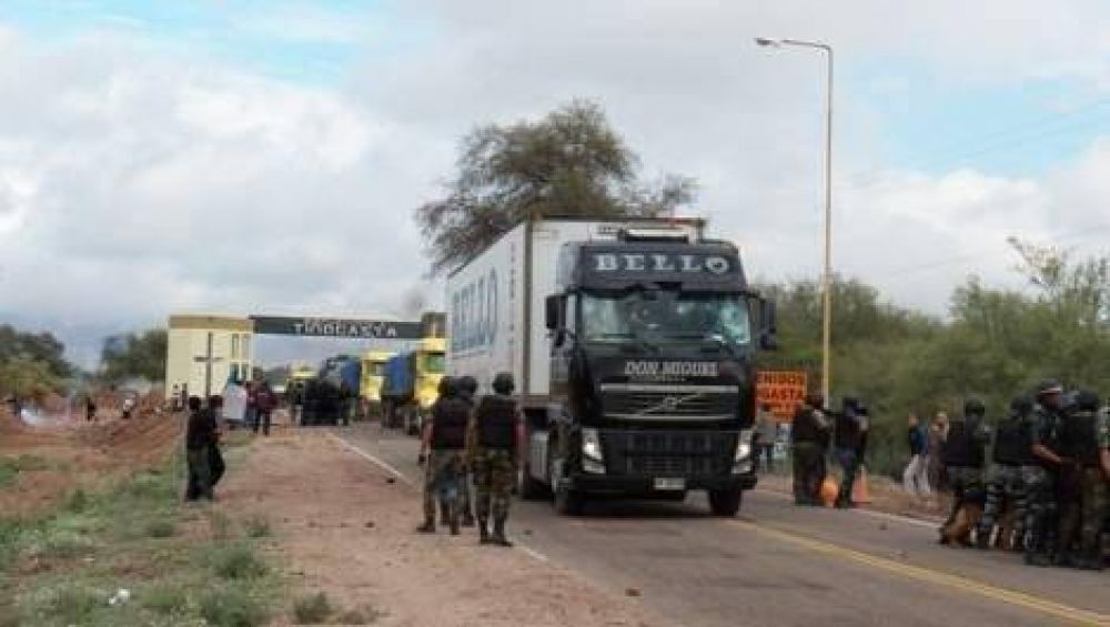 Volvi� el piquete en Tinogasta y se mantienen otros cortes