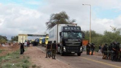 Volvi� el piquete en Tinogasta y se mantienen otros cortes