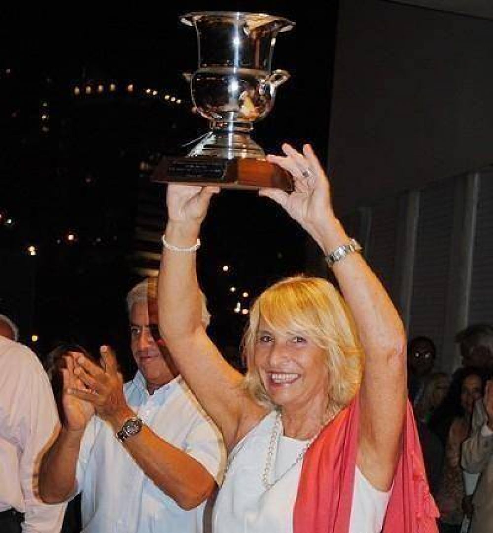 El Club N�utico coron� la Semana Internacional con el Premio Mayor YACHTING.