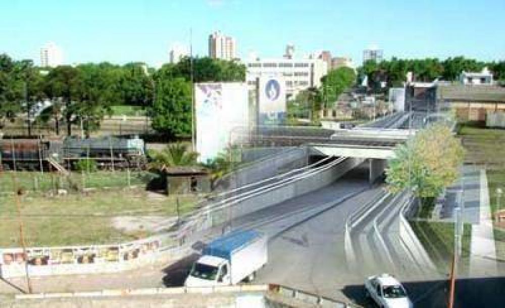 Paso bajo nivel: �La obra m�s esperada?
