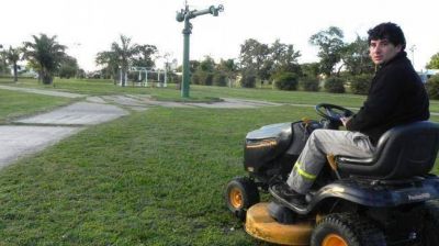 R�o Tercero estrena placeros para sus espacios verdes