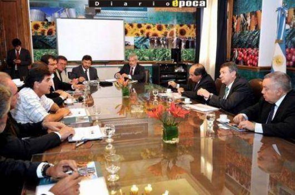 Arroceros correntinos pidieron a Yahuar importar gasoil para el 2013