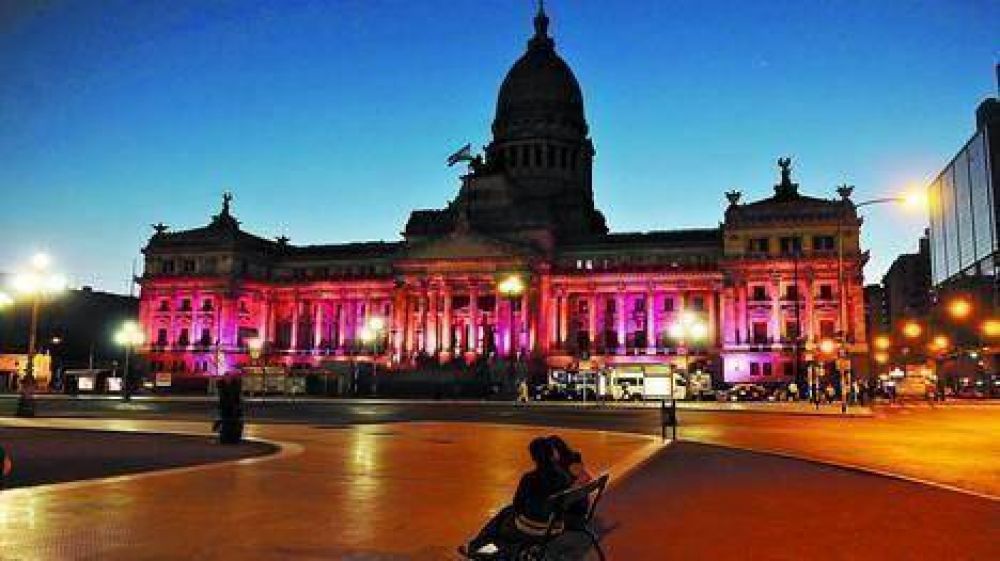 Malestar gremial por el aumento en el Congreso