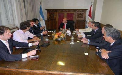 C�rdoba y Pakist�n buscan establecer lazos comerciales