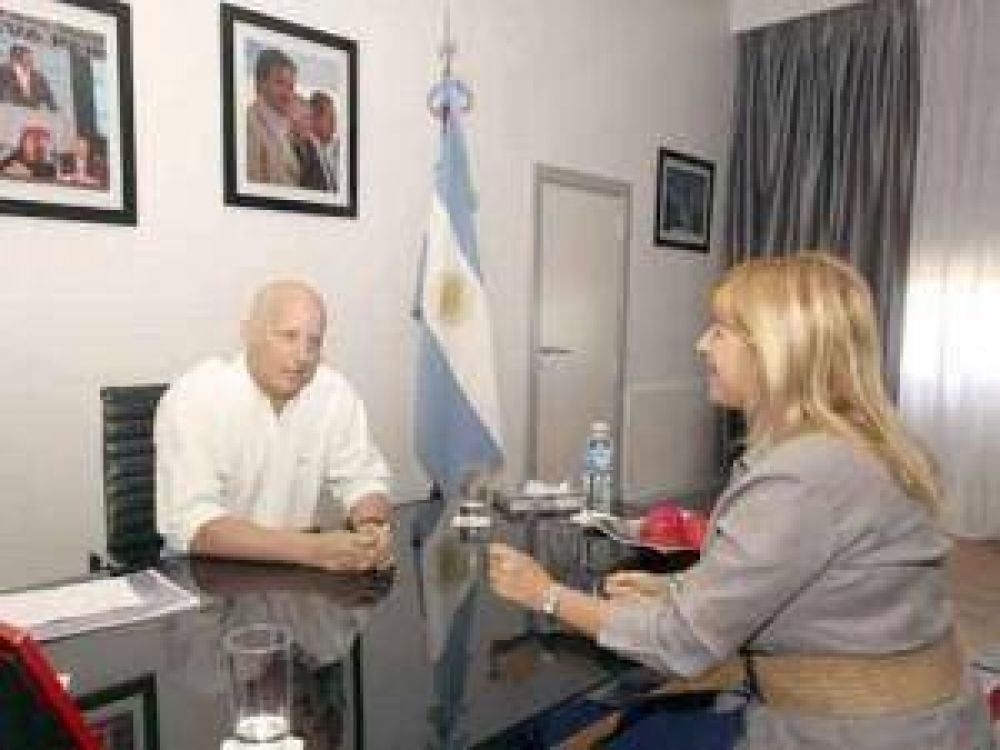 Mart�n se reuni� con �lvarez Rodr�guez para impulsar proyectos