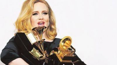 Adele: "Siempre lloro cuando escribo canciones"