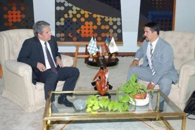 El Gobernador se interioriz� sobre las acciones que impulsa la UTHGRA  
