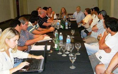 Intercolegiales: La Ministra de Deportes se reuni� con intendentes de distintas regiones educativas  