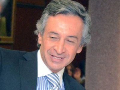 Roberto Basualdo justific� el aumento del 100% en los sueldos de diputados y senadores
