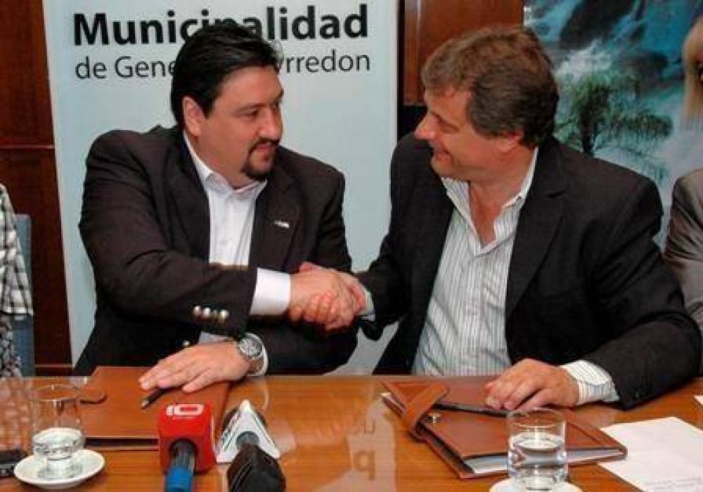 Turismo: Iguaz� y Mar del Plata se promocionar�n rec�procamente 
