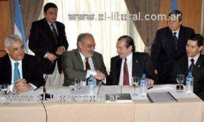 Universidad y Gobiernos provinciales articulan acciones en pos del crecimiento zonal