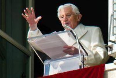 Por las filtraciones, el Vaticano denuncia un ataque en su contra