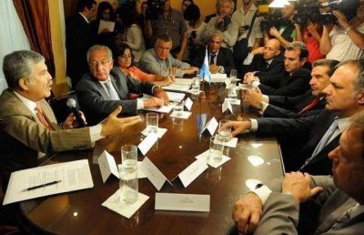 Provincias mineras crean ente para asociar multinacionales con empresas p�blicas