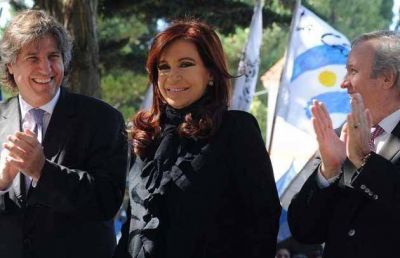 Cristina visita a Pi�era, que le ratific� a Cameron su posici�n sobre las Malvinas