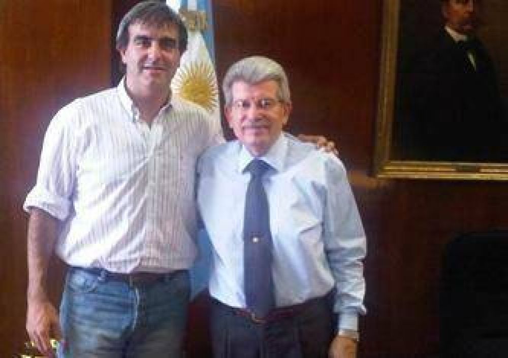 El Presidente Banco Naci�n con Dura�ona