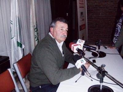Astiz: "el gobierno insiste con una postura anticampo"