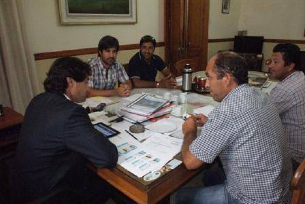Pittelli recibi� al Sindicato Municipal y el acuerdo salarial est� cerca 