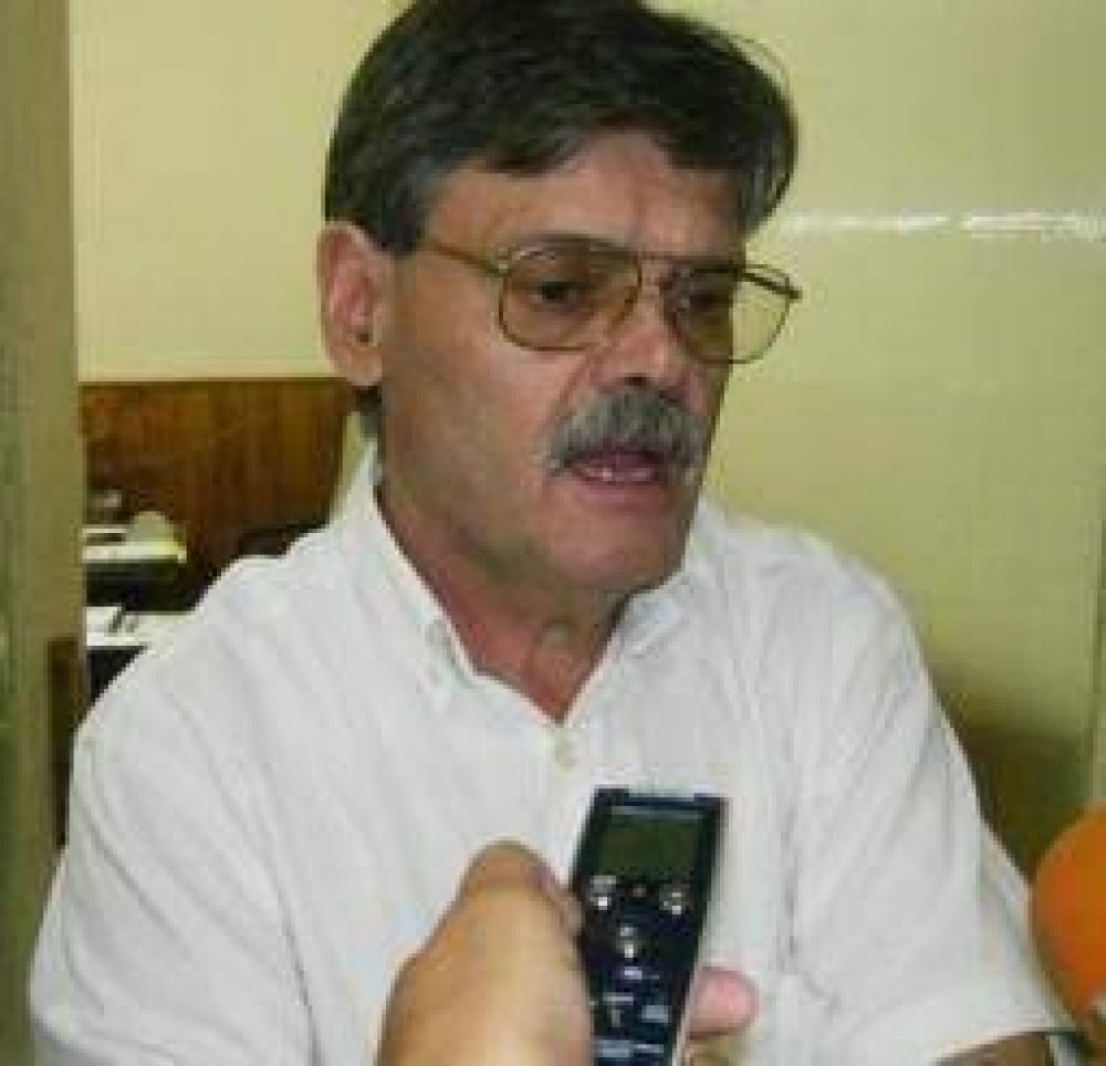 Tras arduas negociaciones, garantizan el inicio del ciclo lectivo 2012