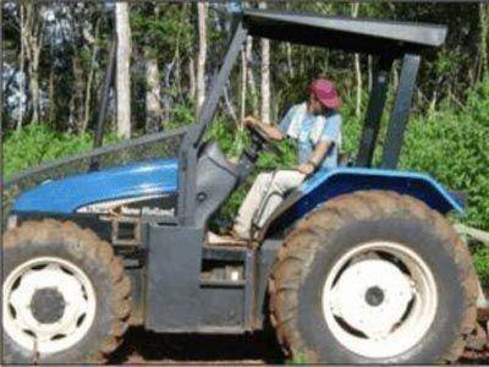 Nuevos tractores ser�n entregados a productores misioneros